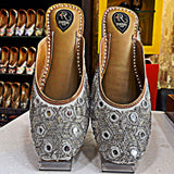 Silver Embroidered Jutti